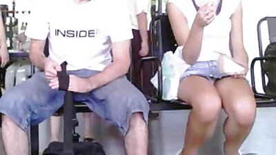 Дэгжин ээж Лиза Анн өндөр өсгийт дээр арьс хоорондын секс хийдэг