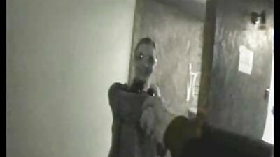 Бариу хувцас өмссөн тачаангуй, авъяаслаг үдэшлэгийн охидын гайхалтай соруулууд